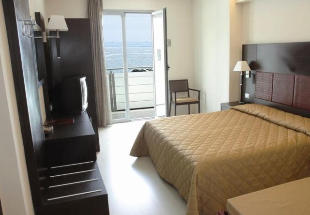 Hotel Capitol San Mauro Mare Pokoj fotografie