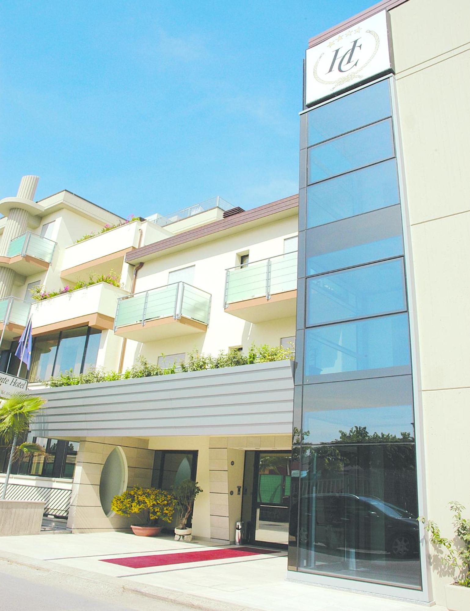 Hotel Capitol San Mauro Mare Exteriér fotografie