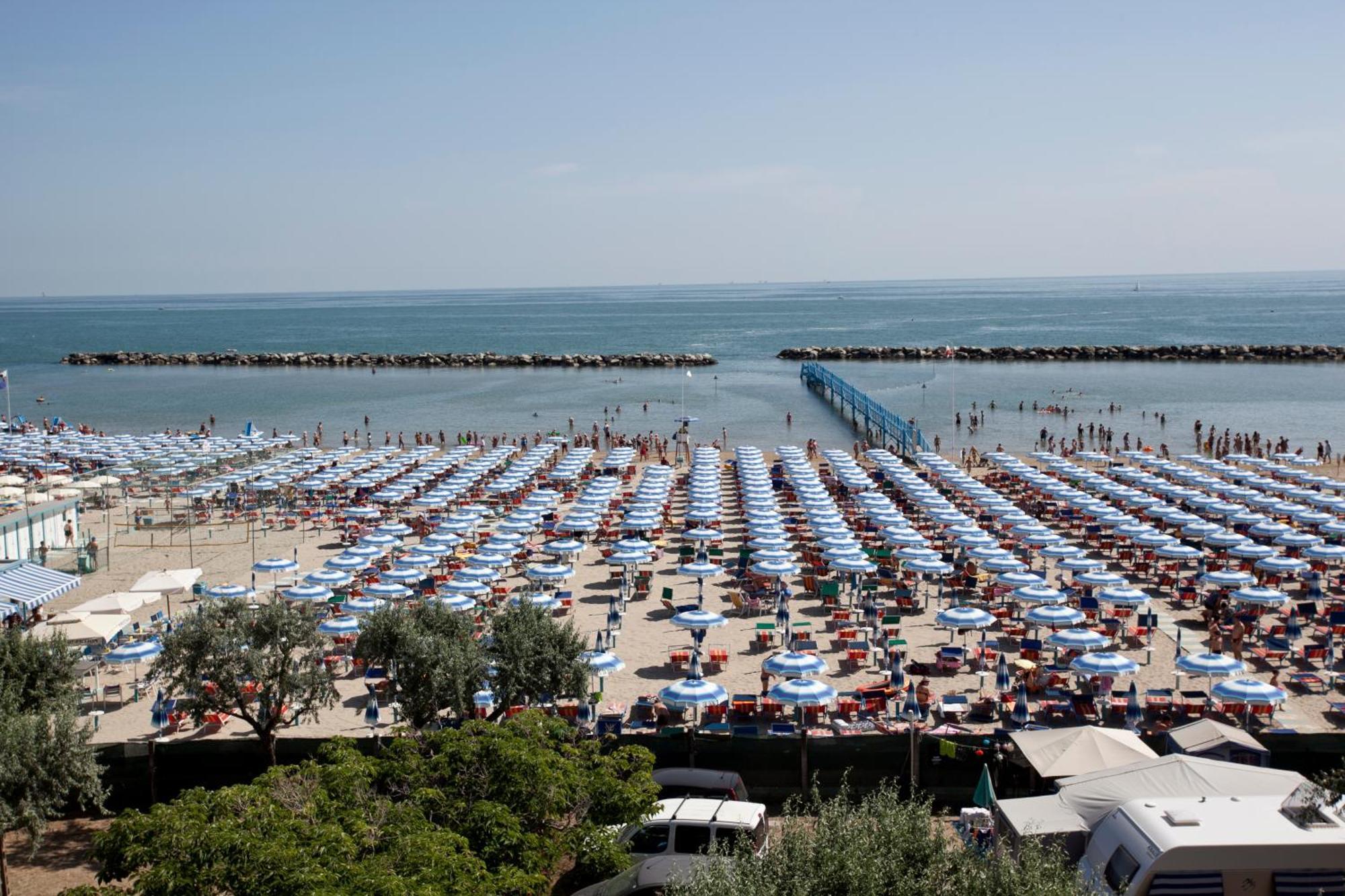 Hotel Capitol San Mauro Mare Exteriér fotografie