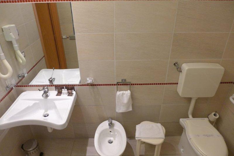 Hotel Capitol San Mauro Mare Pokoj fotografie
